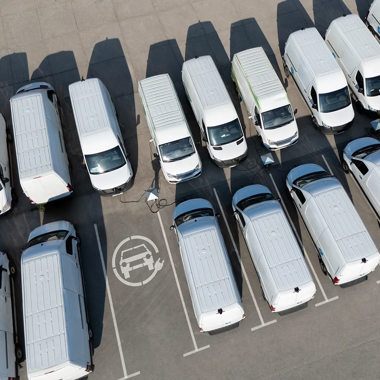 E-Auto Ladelösungen für Fahrzeugflotten von ageff solar